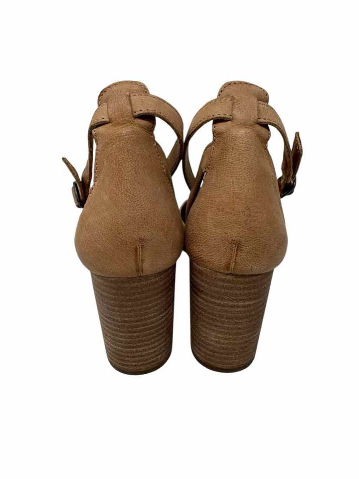 Shoe Size 8.5 LUCKY Tan Leather Pumps