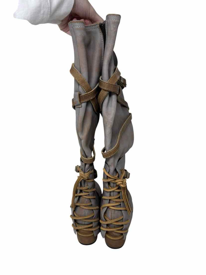 Shoe Size 8 FREEBIRD Gray Leather Boots