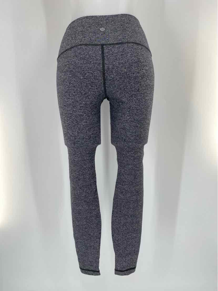 Size 6 Lululemon Black/White Pants