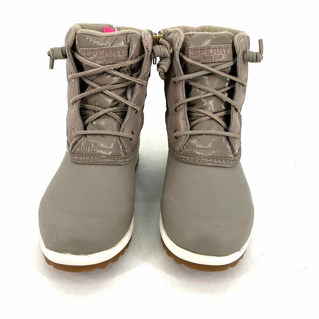 Shoe Size 6.5 Gray Boots