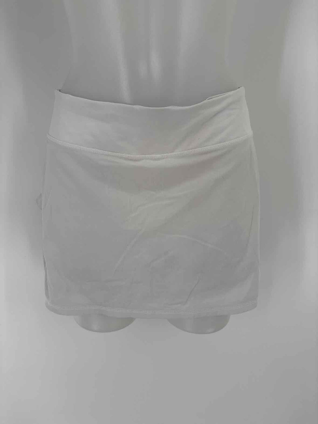 Size 6 Lululemon White Skirt