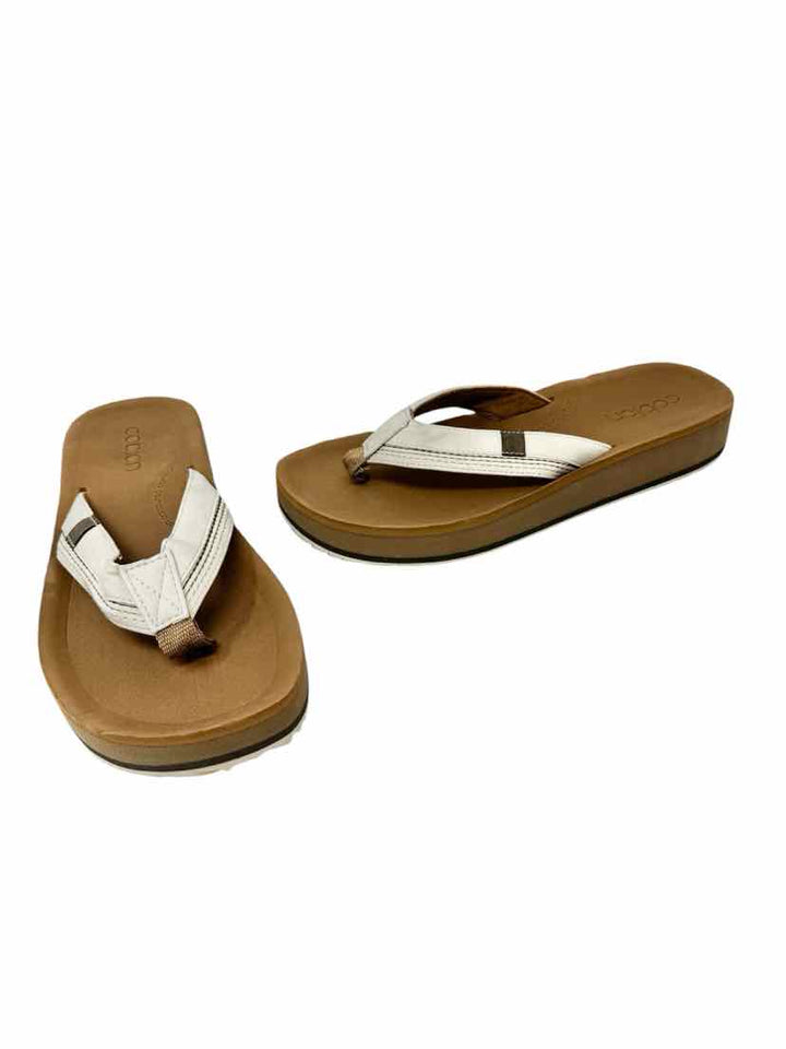 Shoe Size 6.5 Cream Sandals