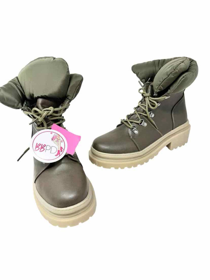 Shoe Size 9 Olive Boots