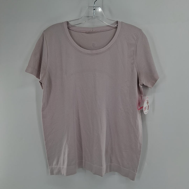 Size L Lululemon Lavender Shirt