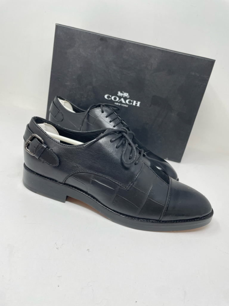 Shoe Size 6 Coach Black Flats