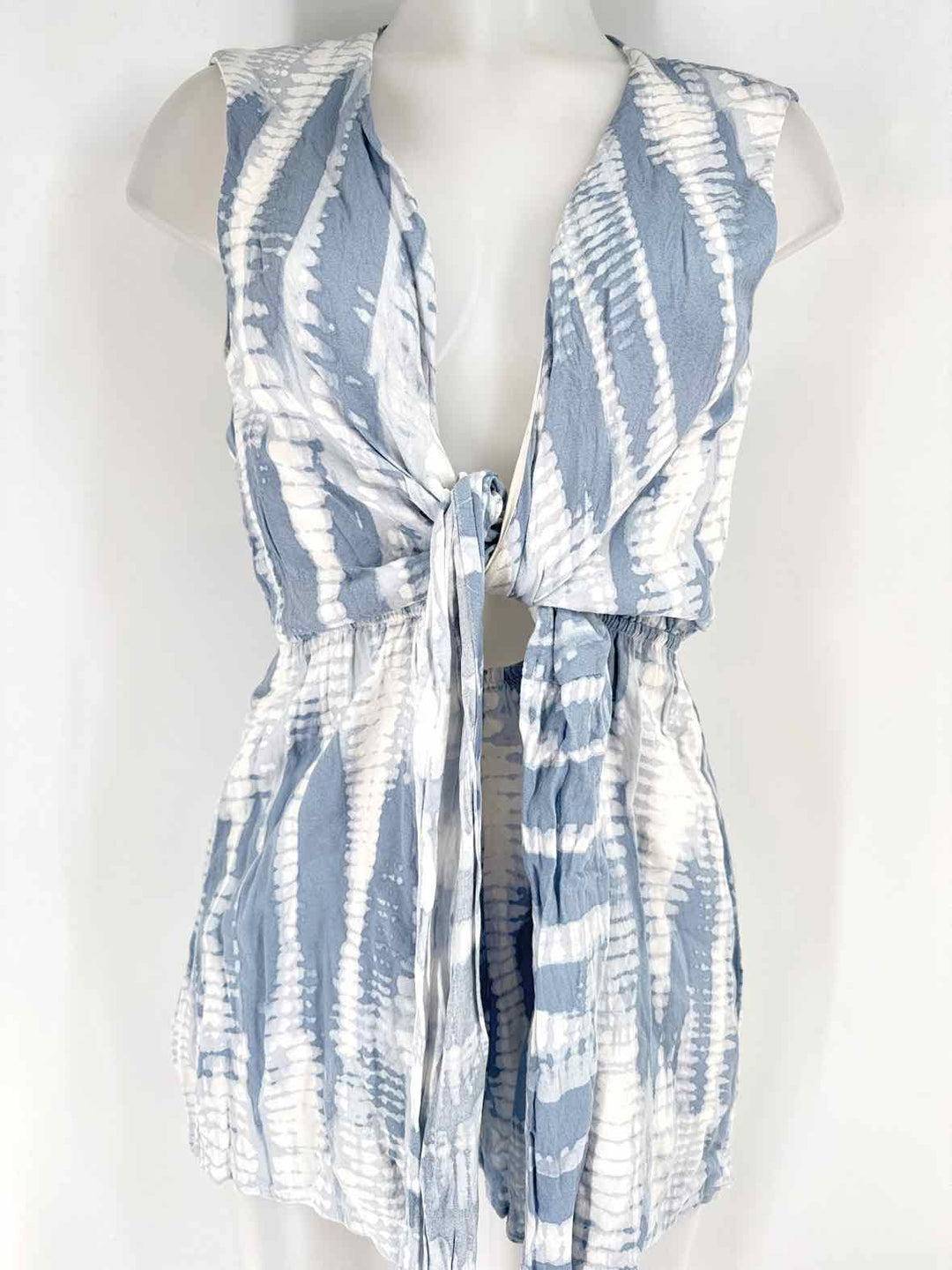 Size L OLIVACEOUS Blue Print Romper