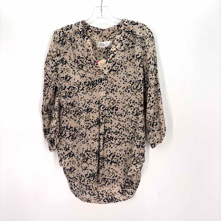 Size M Tan Shirt