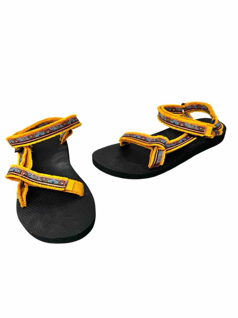 Shoe Size 11 Teva Yellow Sandals
