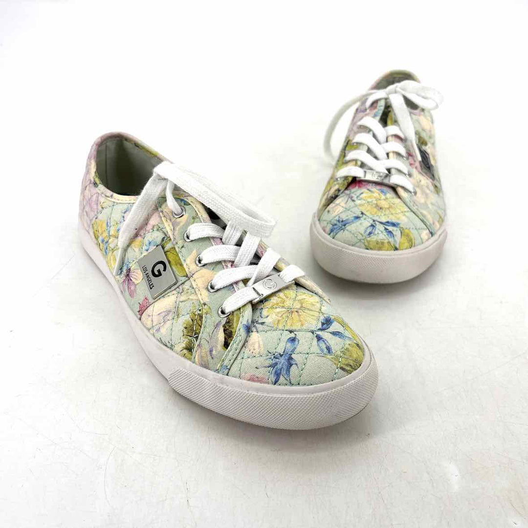 Shoe Size 10 GUESS Multi-Color Quilted Sneakers