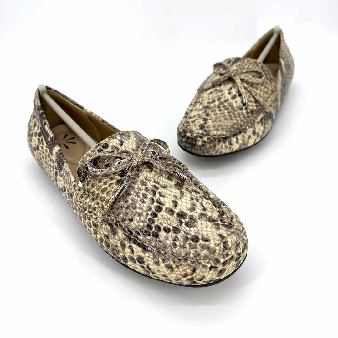 Shoe Size 8 ISAAC MIZRAHI Multi-Color Leather Loafers