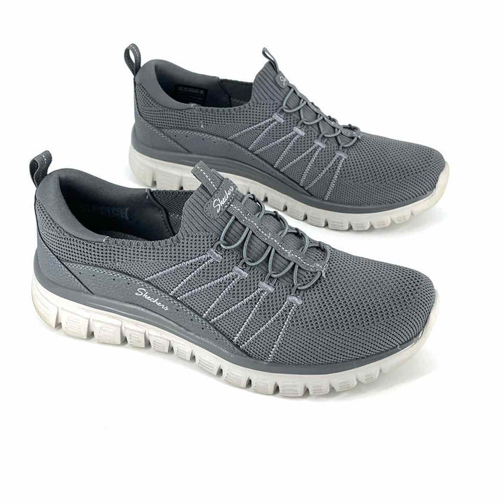 Shoe Size 9.5 Sketchers Gray Knit Sneakers