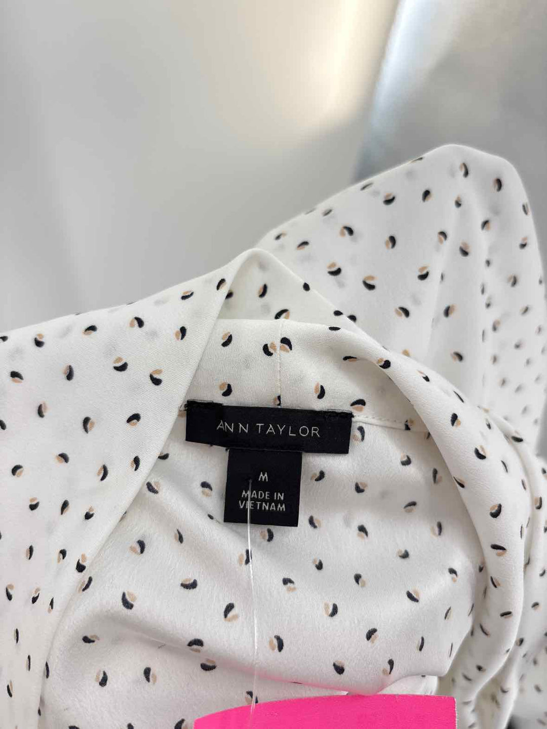 Size M Ann Taylor White Print Shirt