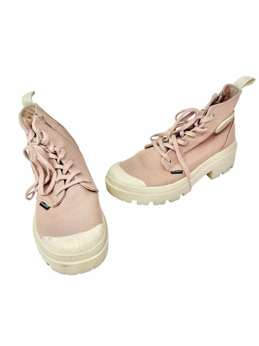 Shoe Size 8 Pink Canvas Boots