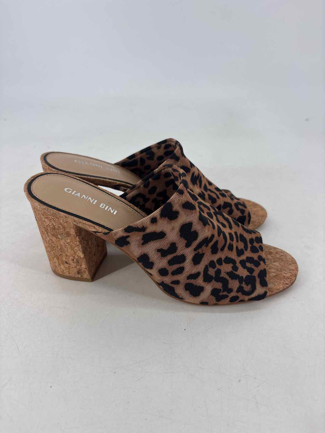 Shoe Size 8 Gianni Bini Brown Print Sandals