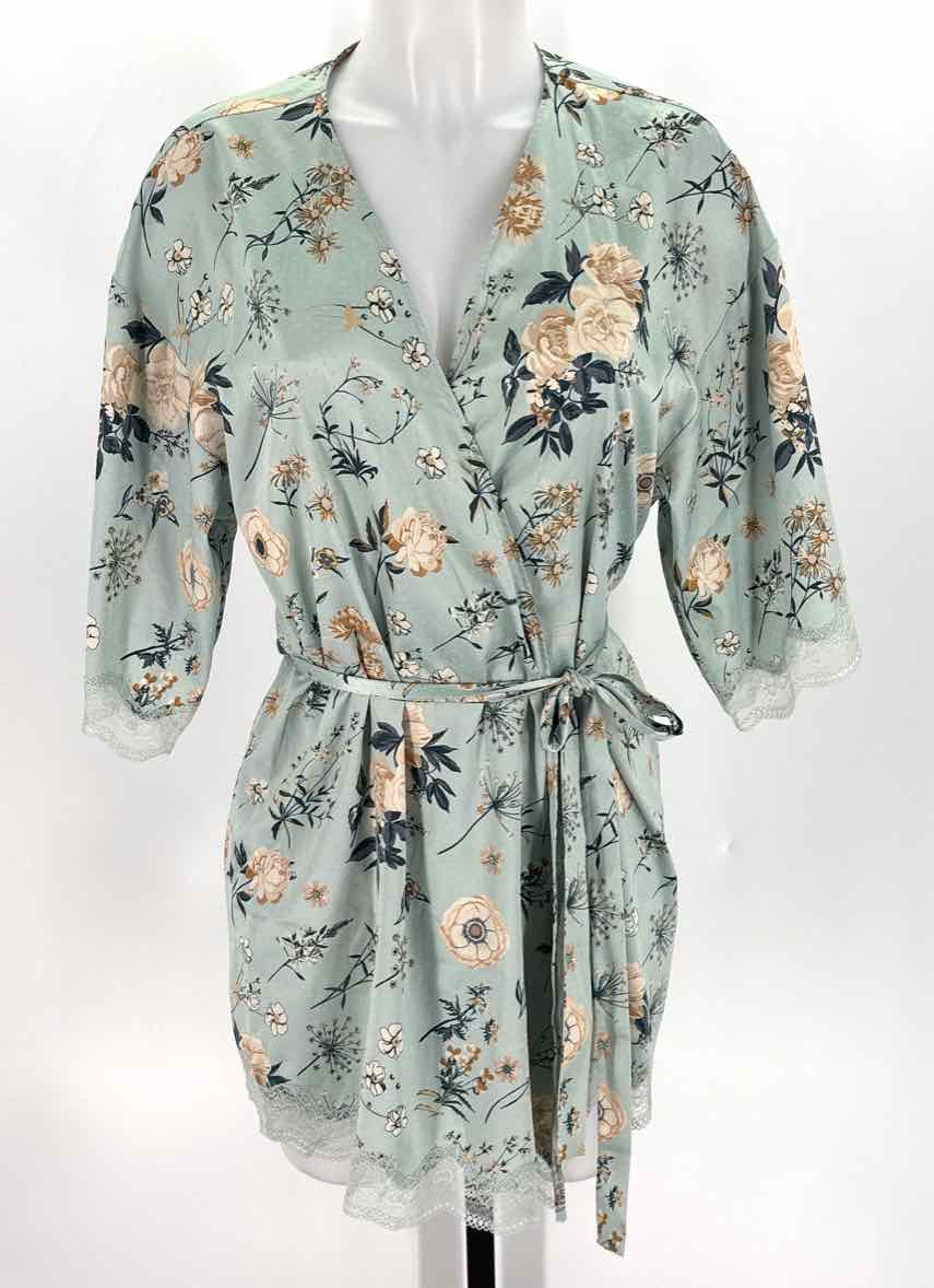 Size S Green Print Robe