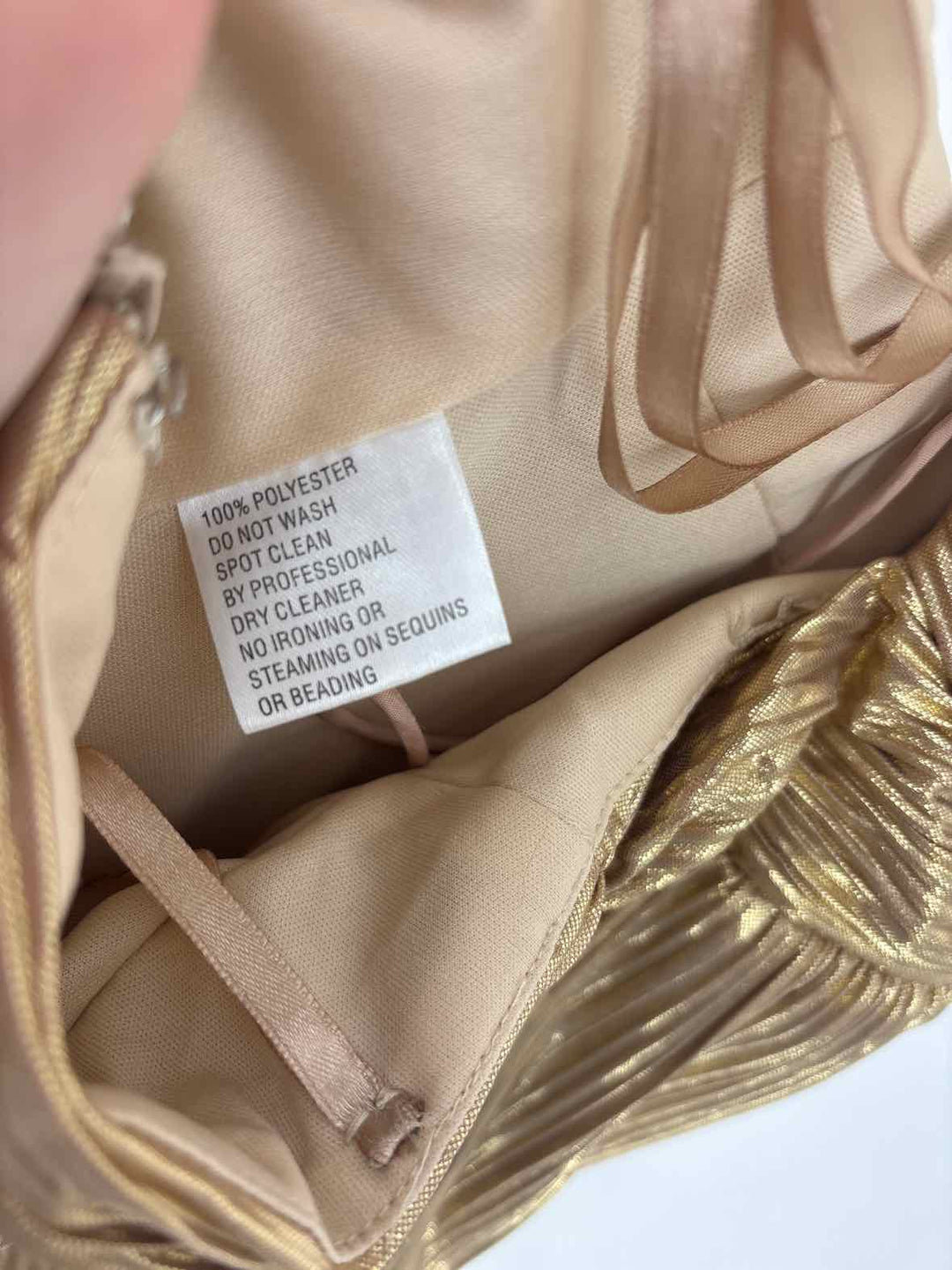 Size 4 MAC DUGGAL Gold PROM