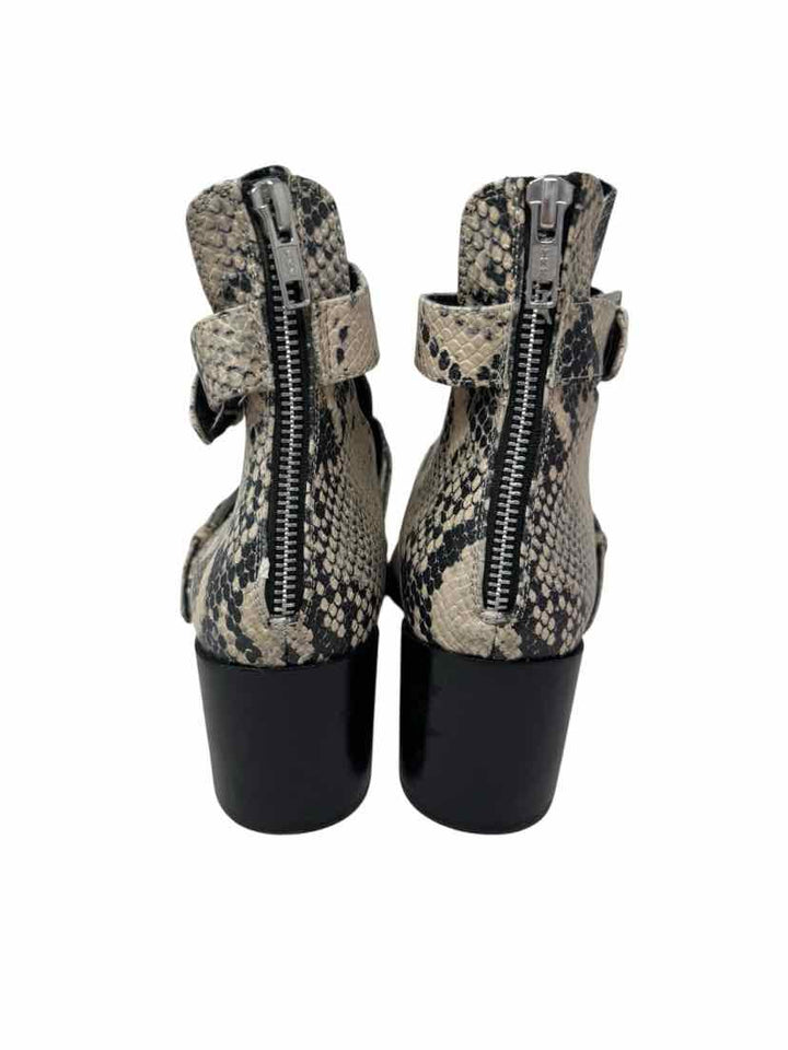 Shoe Size 10 Steve Madden Multi-Color Boots