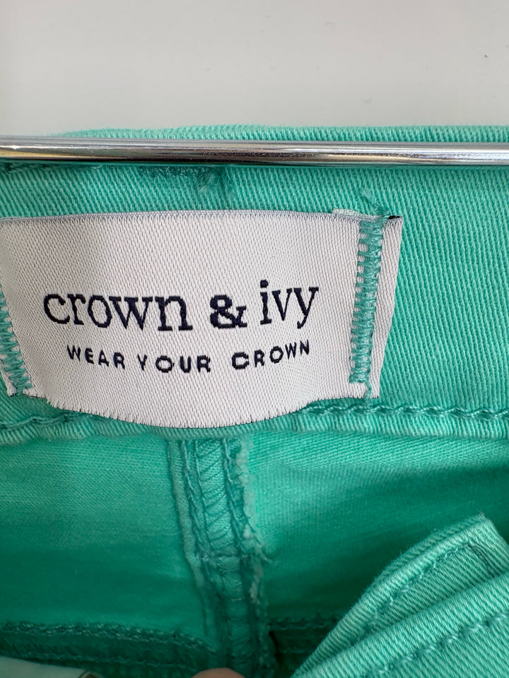 Size 12 CROWN & IVY Green Capri