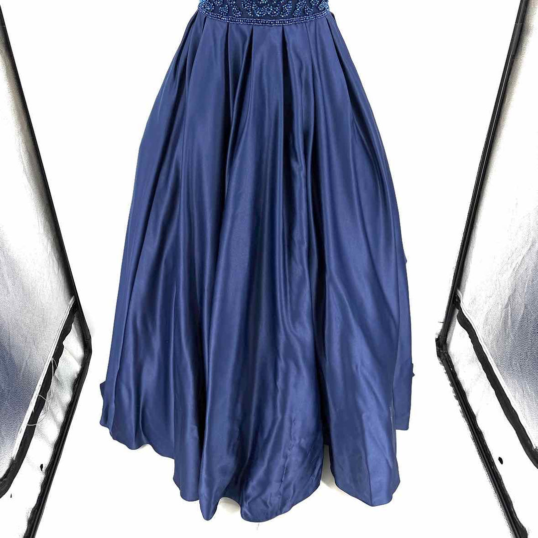 Size 00 Navy PROM