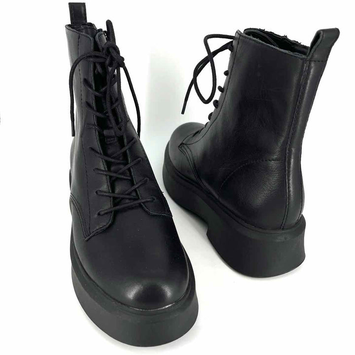 Shoe Size 9.5 Steve Madden Black Leather Boots