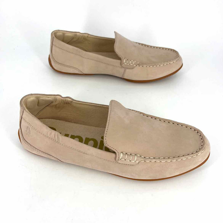 Shoe Size 7 Hush Puppies Blush Suede Flats