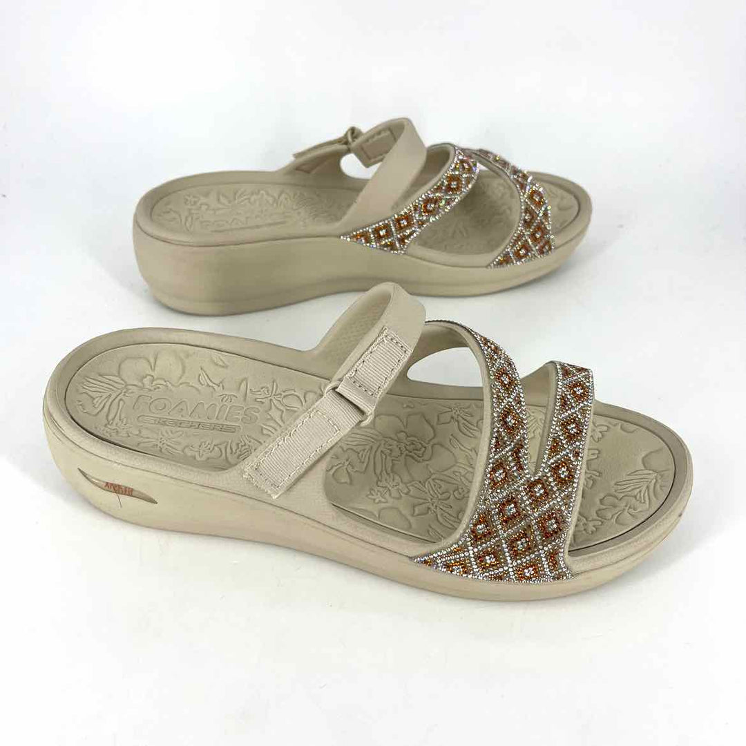 Shoe Size 8 Sketchers Beige Sandals