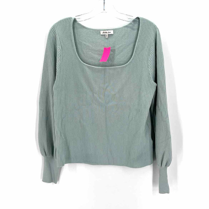 Size M Teal Shirt