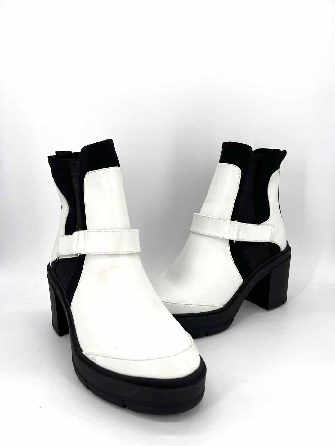 Shoe Size 8 White Boots