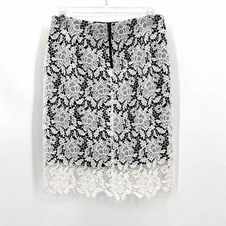 Size 2 TAHARI White Lace Skirt