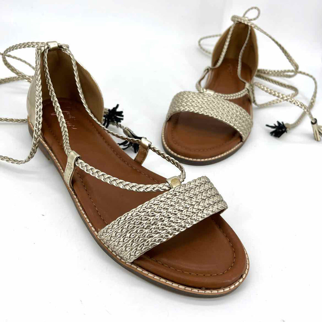 Shoe Size 10 CROWN VINTAGE Gold Sandals