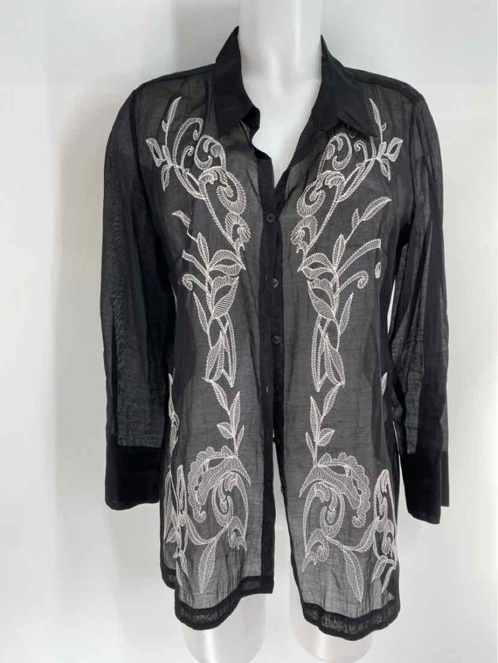Size M NIC + ZOE Black Shirt