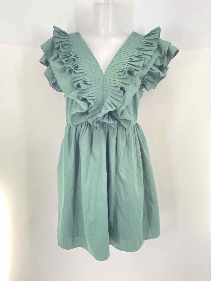 Size L ENTRO Green Dress