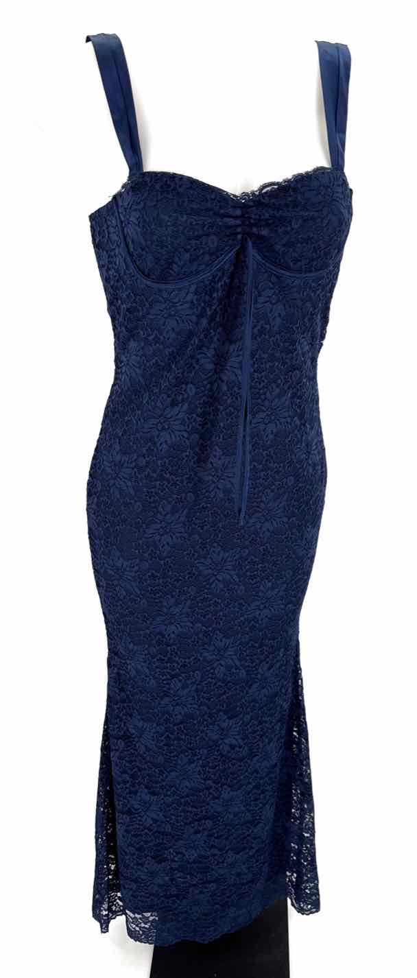 Size M Navy Dress