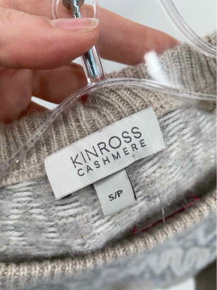 Size S KINROSS TAN PRINT Sweater