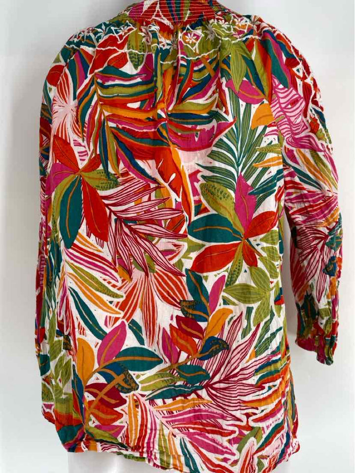 Size L C&C Multi-Color Shirt