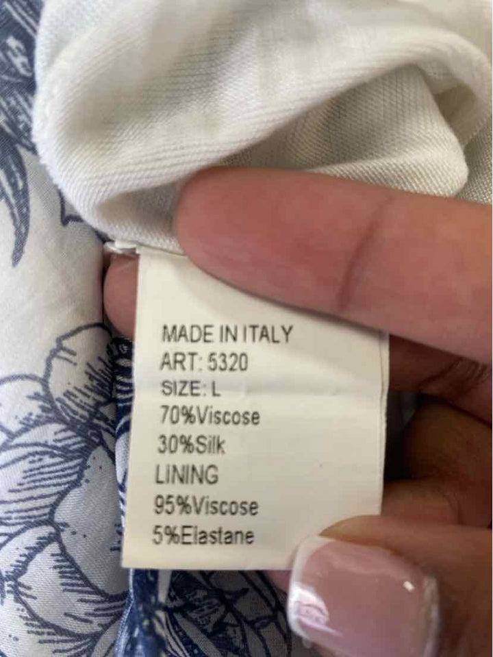 Size L Blue Print Dress