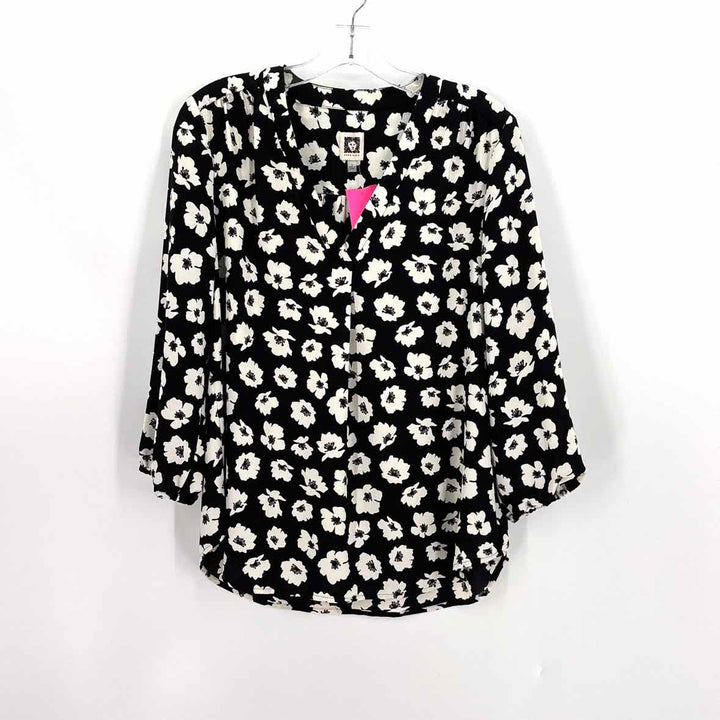 Size S Anne Klein Black/White Shirt