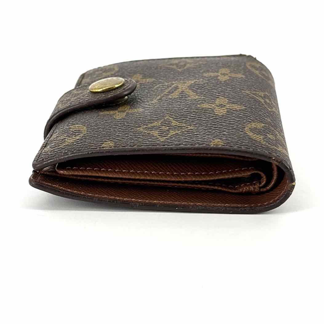 Louis Vuitton Luxury - Wallet