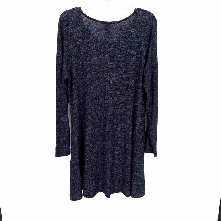 Size L/XL Navy Shirt