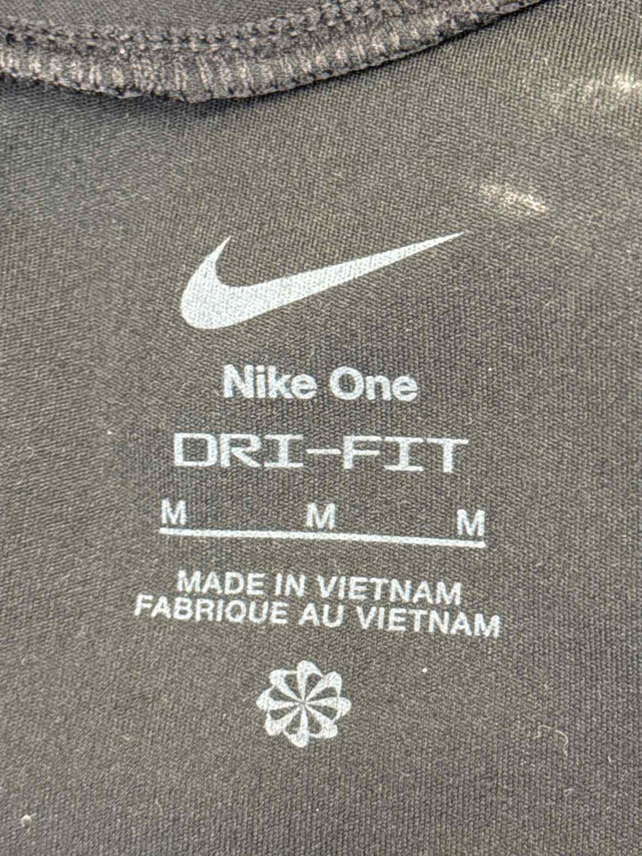 Size M Nike Black Shirt