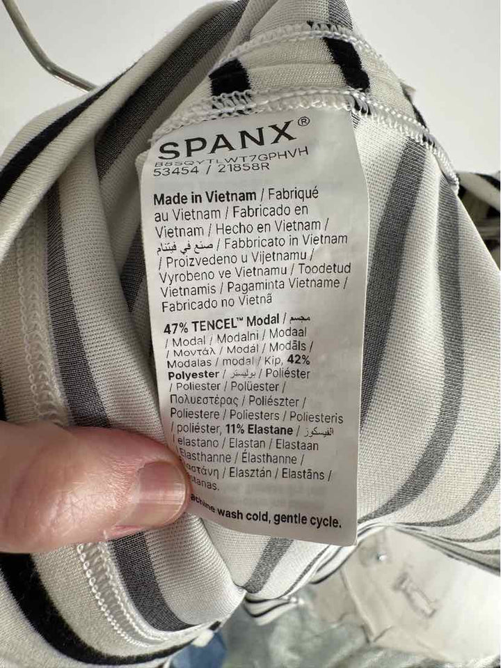 Size S SPANX Ivory Sweater