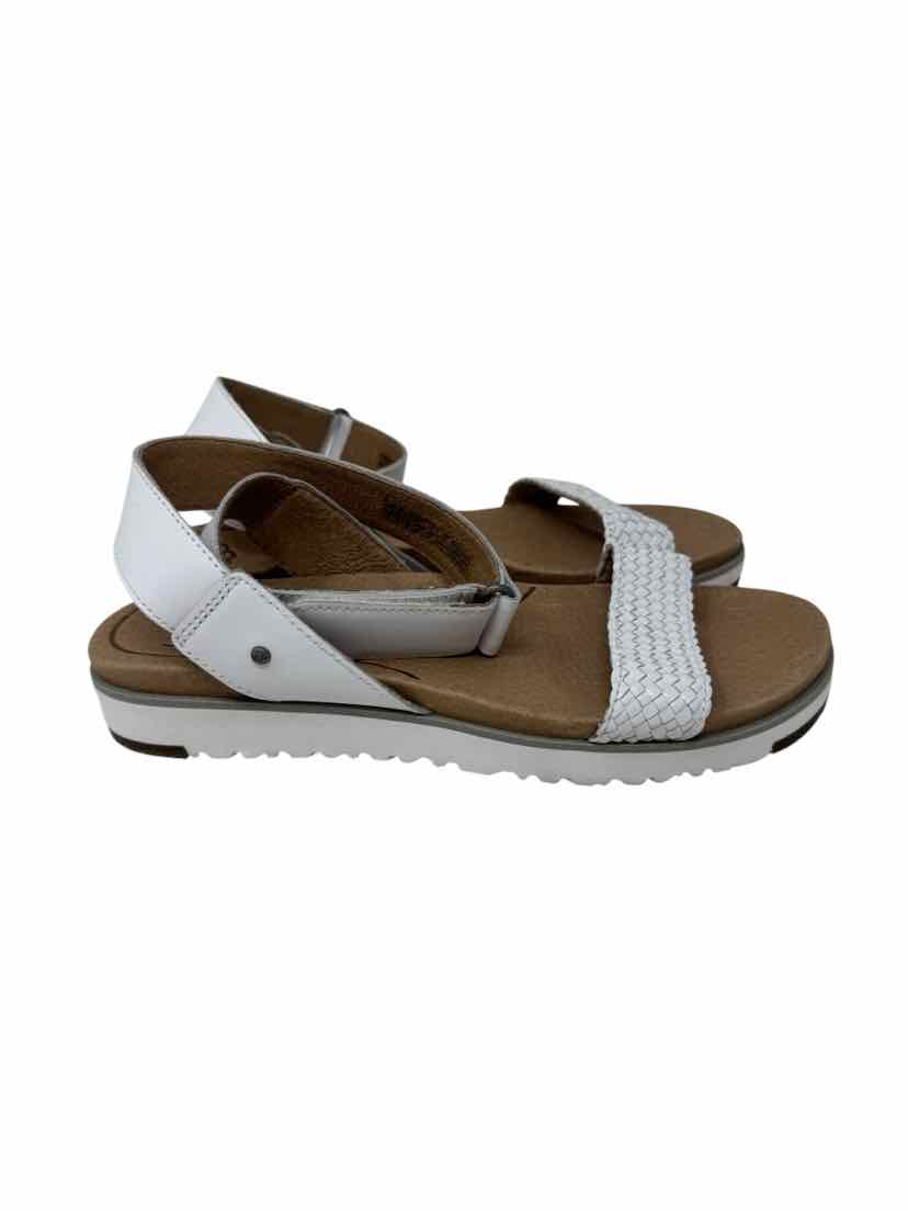 Shoe Size 7 Ugg White Sandals
