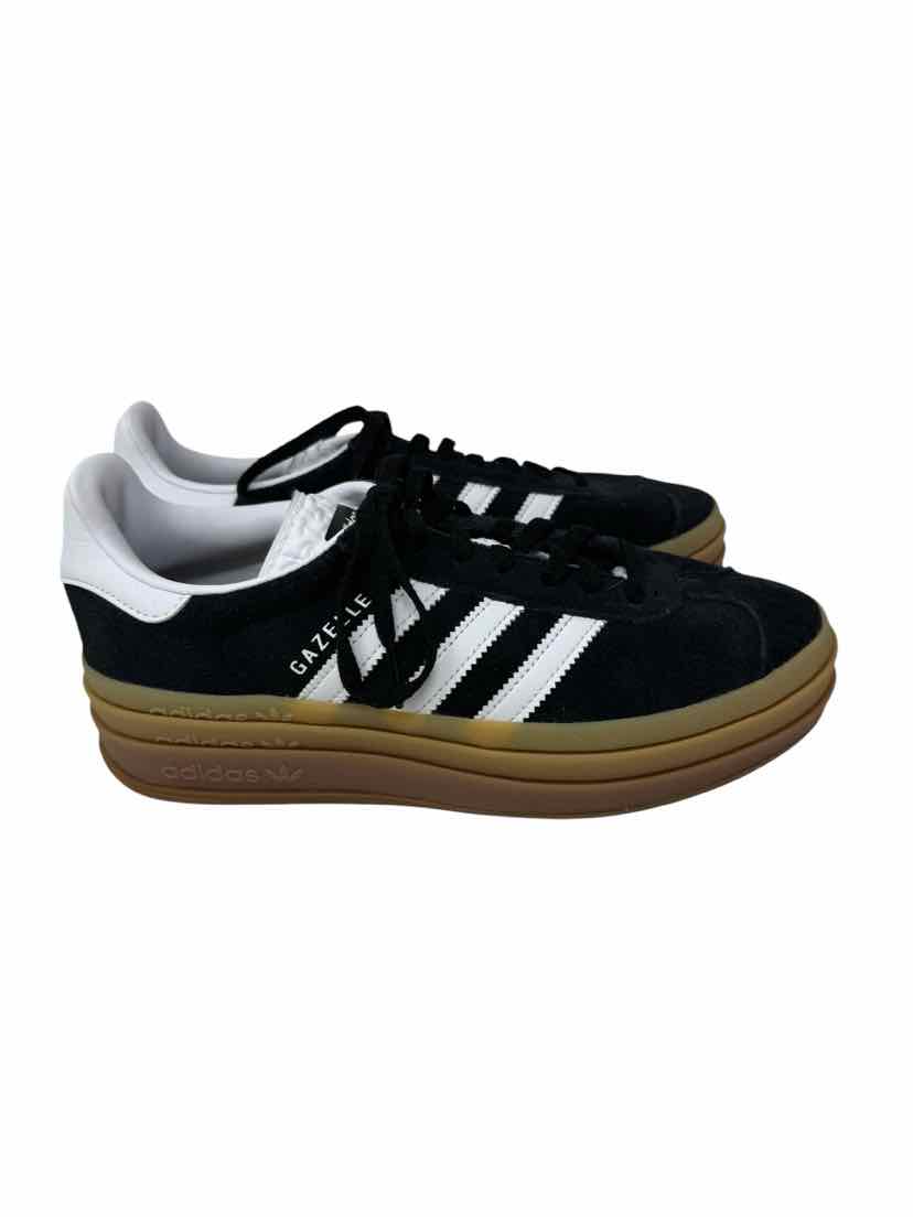 Shoe Size 7.5 Adidas Black Sneakers