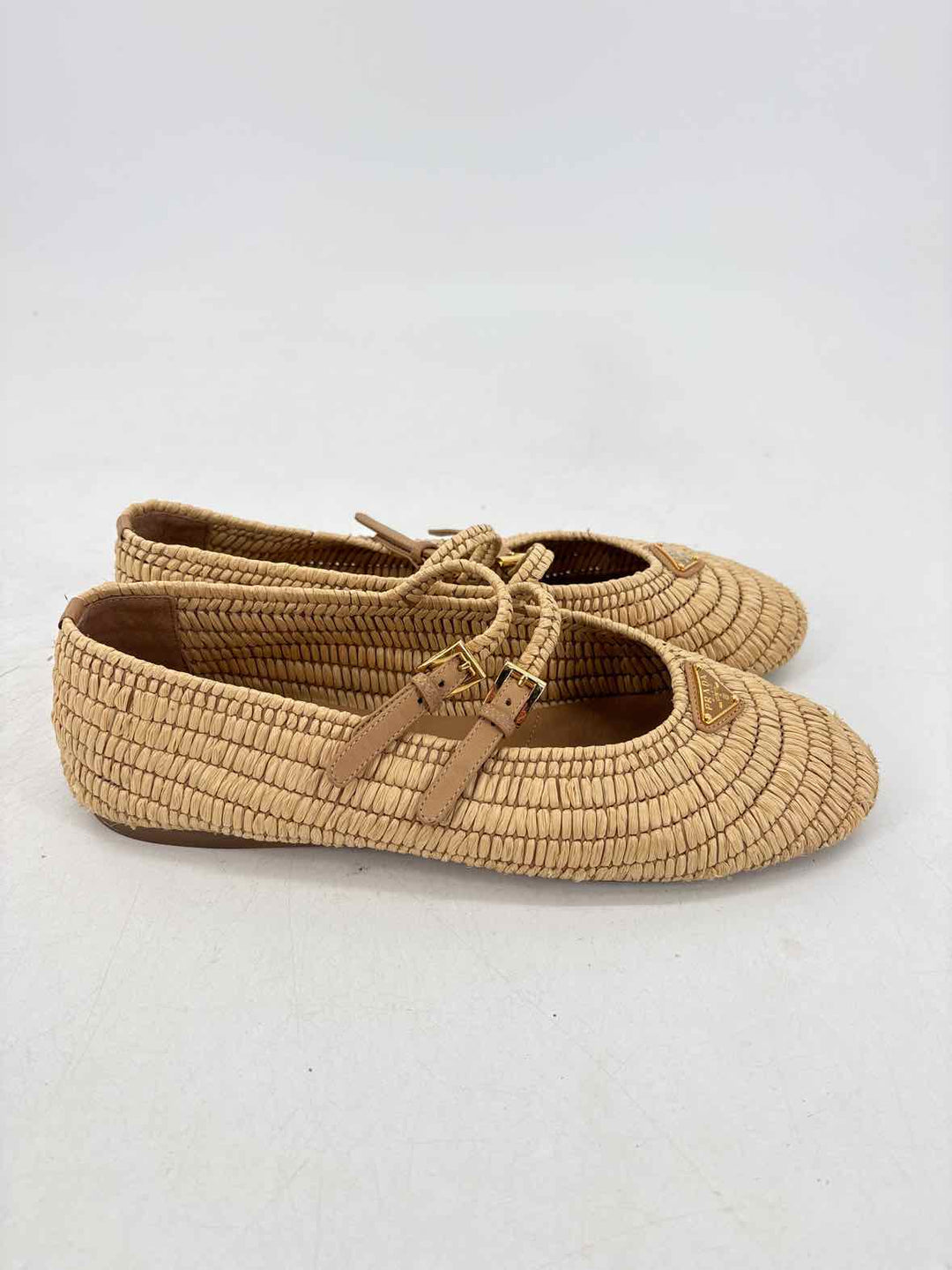 Shoe Size 38.5 PRADA Cream Luxury - Flats