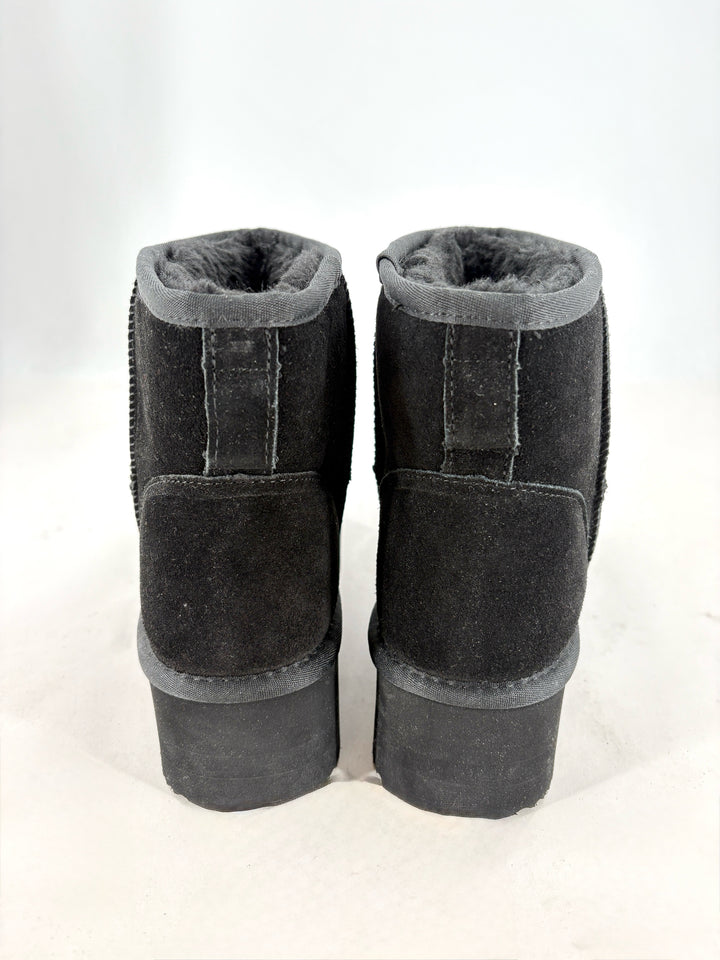 Shoe Size 8 Black Boots