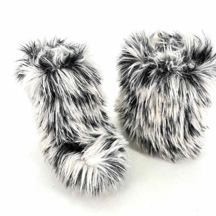 Shoe Size 7 AZALEA WANG Multi-Color Faux Fur Boots