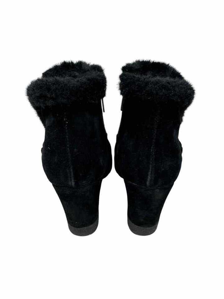 Shoe Size 7.5 Black Suede Boots