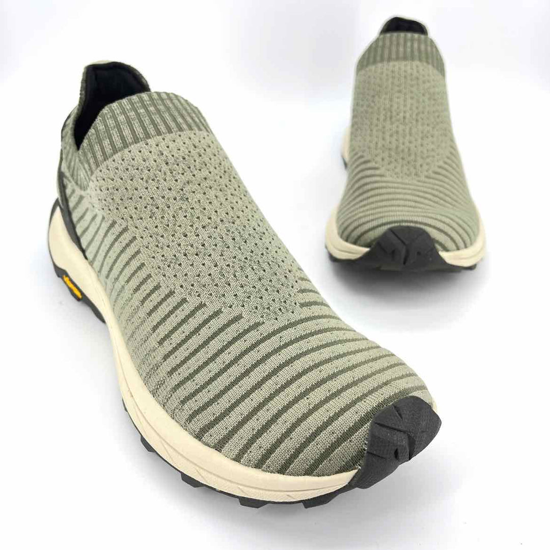 Shoe Size 11 MERRELL Olive Flats