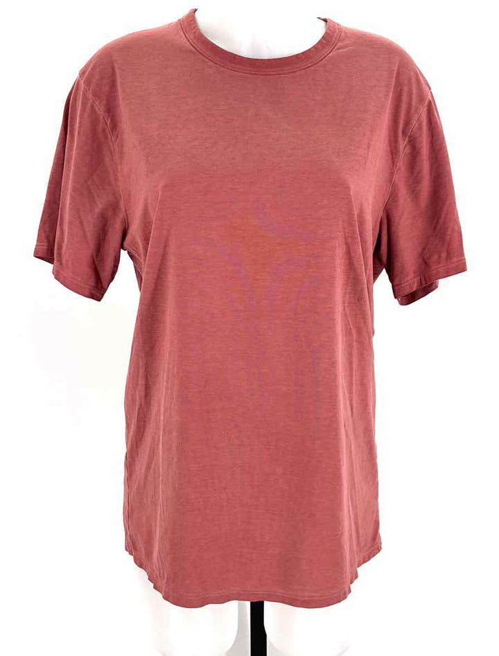Size M Lululemon Mauve Shirt