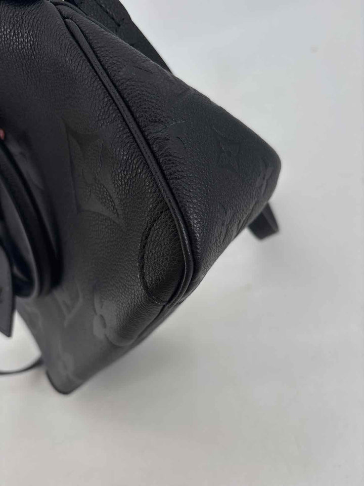LOUIS VUITTON BLACK PURSE